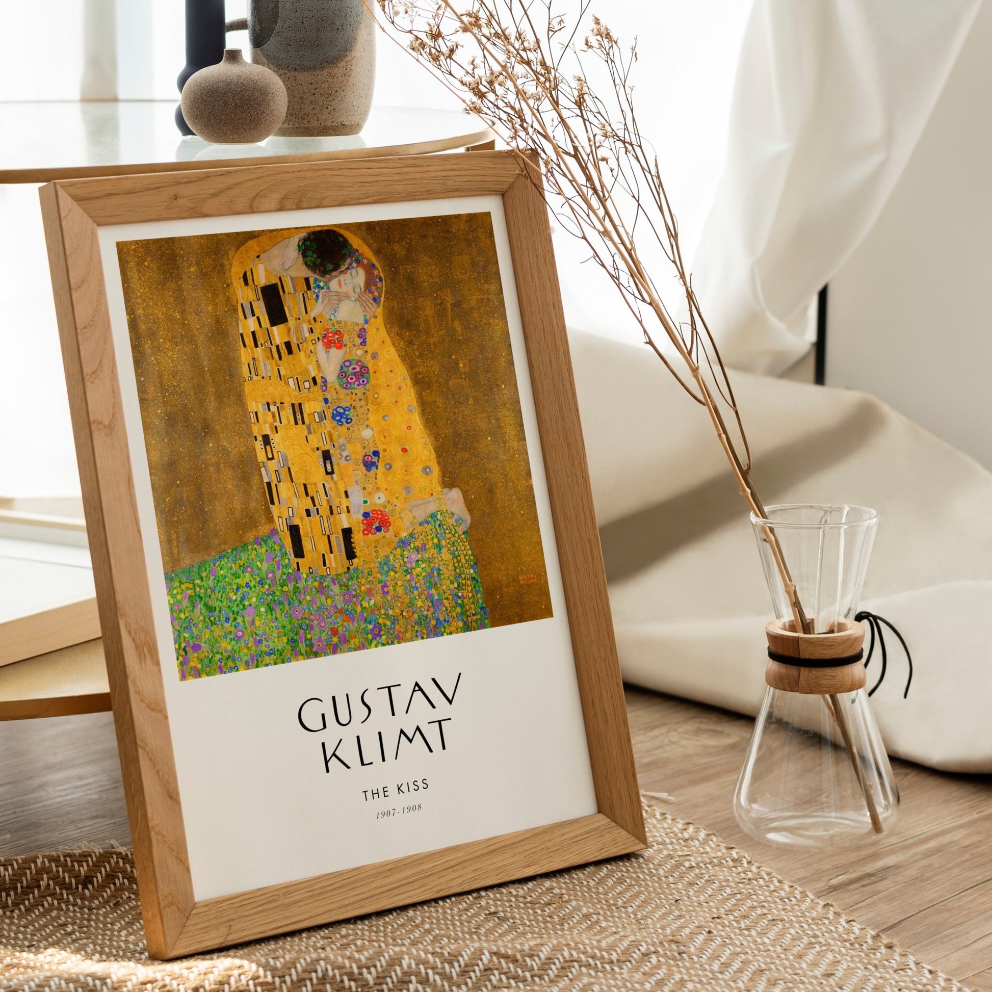 GUSTAV KLIMT - The Kiss (Poster Style) - Pathos Studio - Art Prints