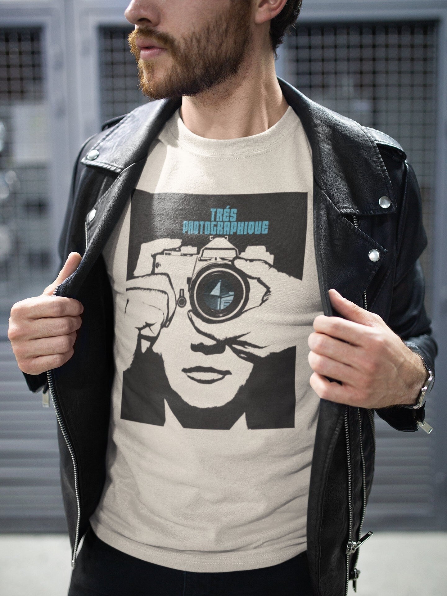 Trés Photographique T-Shirt - Pathos Studio - T-Shirts